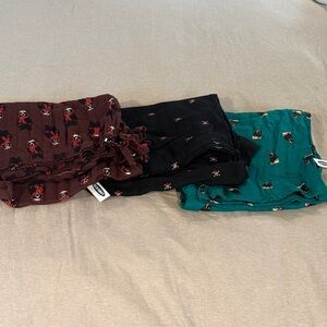 Lot of three pairs of Christmas/Dog theme PJ pants from Old Navy. XXL\XXLTTG.